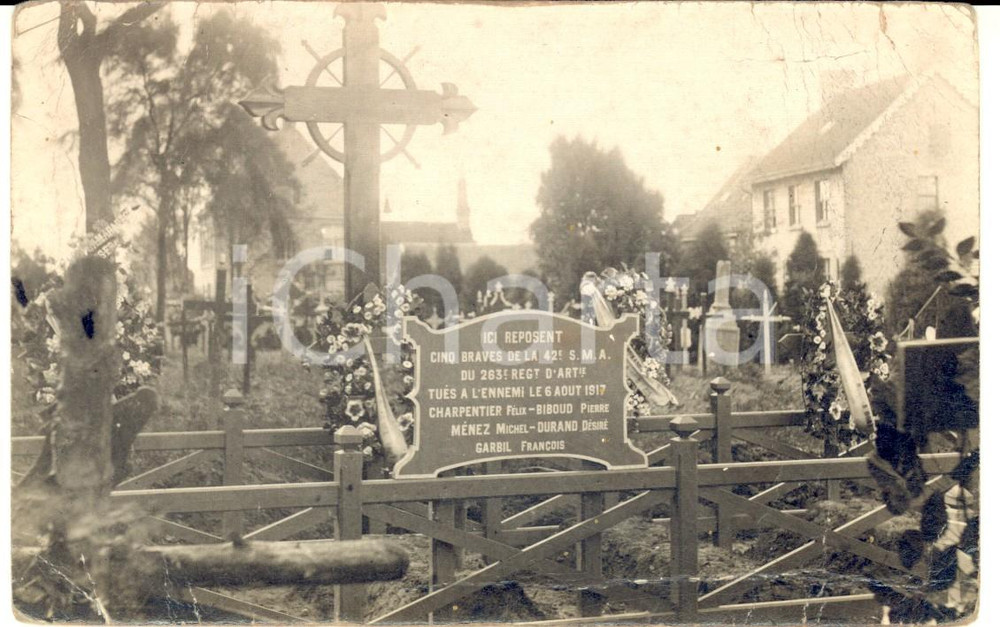 Fotografia d epoca originale 1920 ca FRANCE CimetiÃ¨re de guerre  Bataille 06.08.1917 263e Rgt Artillerie 1