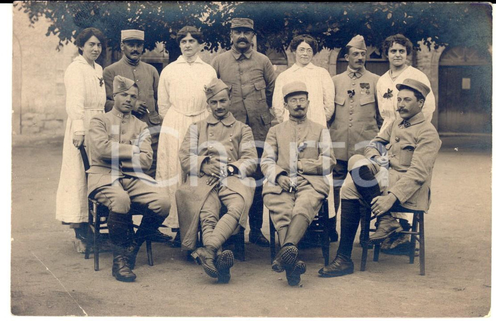 Fotografia d epoca originale 1916 WW1 YSSINGEAUX HAUTE LOIRE Ospedale militare  Soldati e infermiere Foto 1