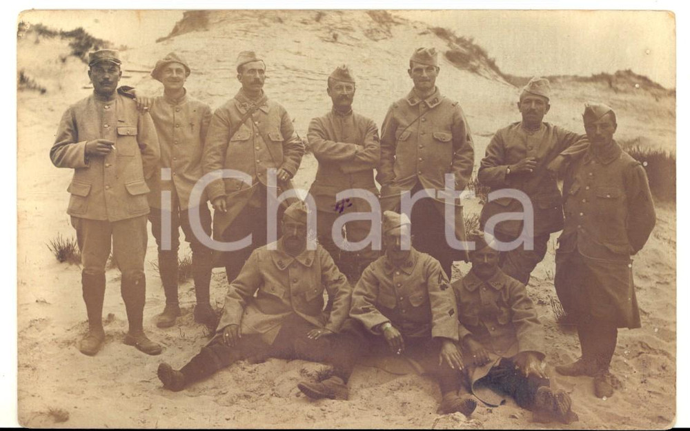 Fotografia d epoca originale 1916 WW1 FRANCE Soldato BOYER di DIEULEFIT posa con i commilitoni Foto 1