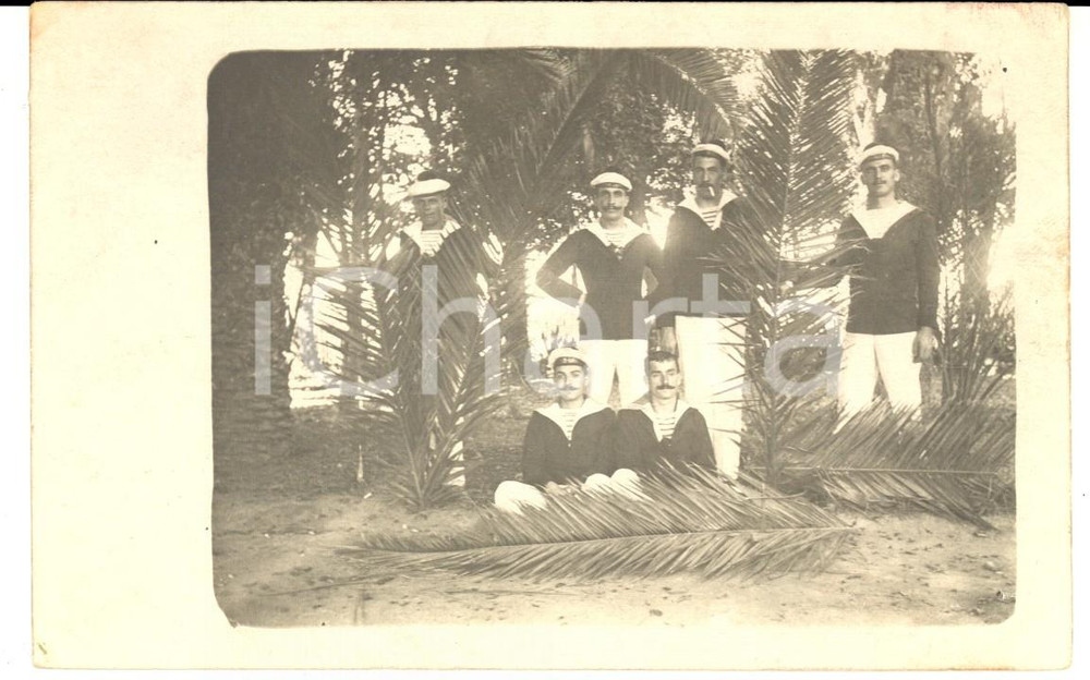 Fotografia d epoca originale 1910 ca FRANCIA Militari MARINE NATIONALE posano tra le palme Fotografia FP 1