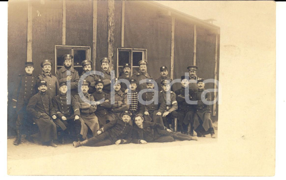 Fotografia d epoca originale 1915 ca WW1 KONIGSBRUCK Ufficiali in un campo per prigionieri di guerra  Foto 1