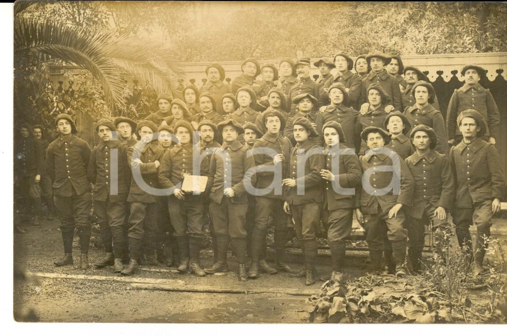Fotografia d epoca originale 1915 WW1 NICE FRANCE Un groupe de chasseurs Photo carte postale 1