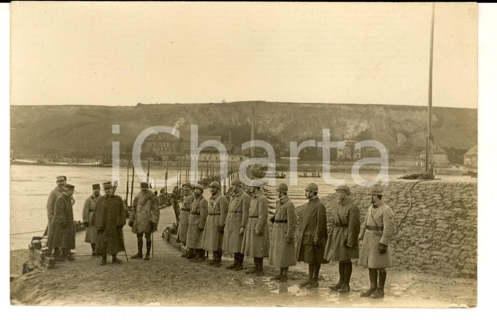 Fotografia d epoca originale 1920 ca FRANCE Soldats de l Equipage du Pont Compagnie 12/17 C.A.C Photo postale 1