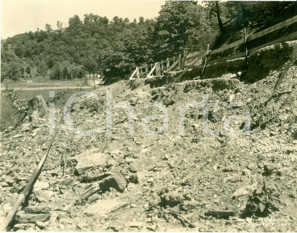Fotografia d epoca originale 1933 GREENE COUNTY, PENNSYLVANIA USA Vasta frana sul lato della strada FOTO 1