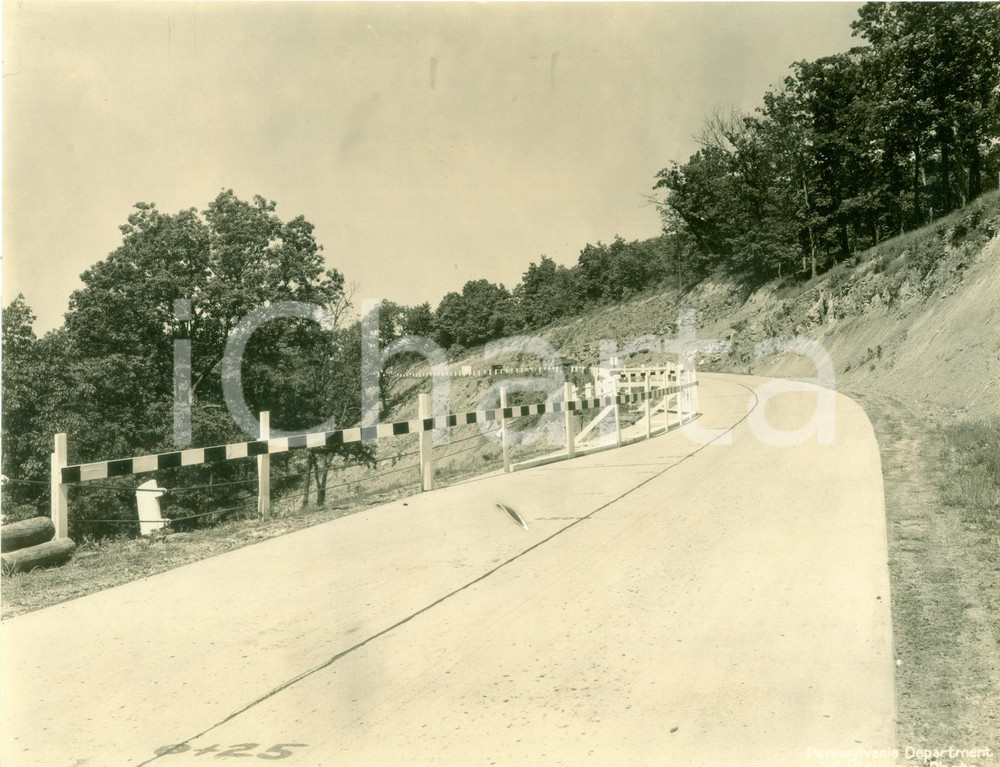 Fotografia d epoca originale 1933 GREENE COUNTY, PENNSYLVANIA USA Barricate per frana sulla nuova strada 1