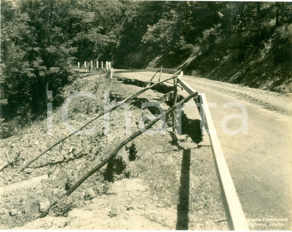 Fotografia d epoca originale 1933 GREENE COUNTY, PENNSYLVANIA USA Barriere di contenimento frane Foto 1