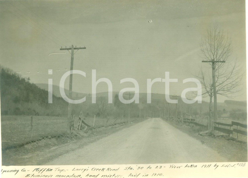 Fotografia d epoca originale 1910 MIFFLIN, PENNSYLVANIA USA Larrys Creek Road asfaltata Fotografia 1