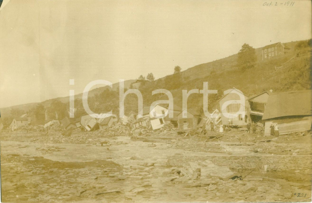 Fotografia d epoca originale 1911 AUSTIN PENNSYLVANIA USA Edifici distrutti da inondazione a RUCKABER STREET 1