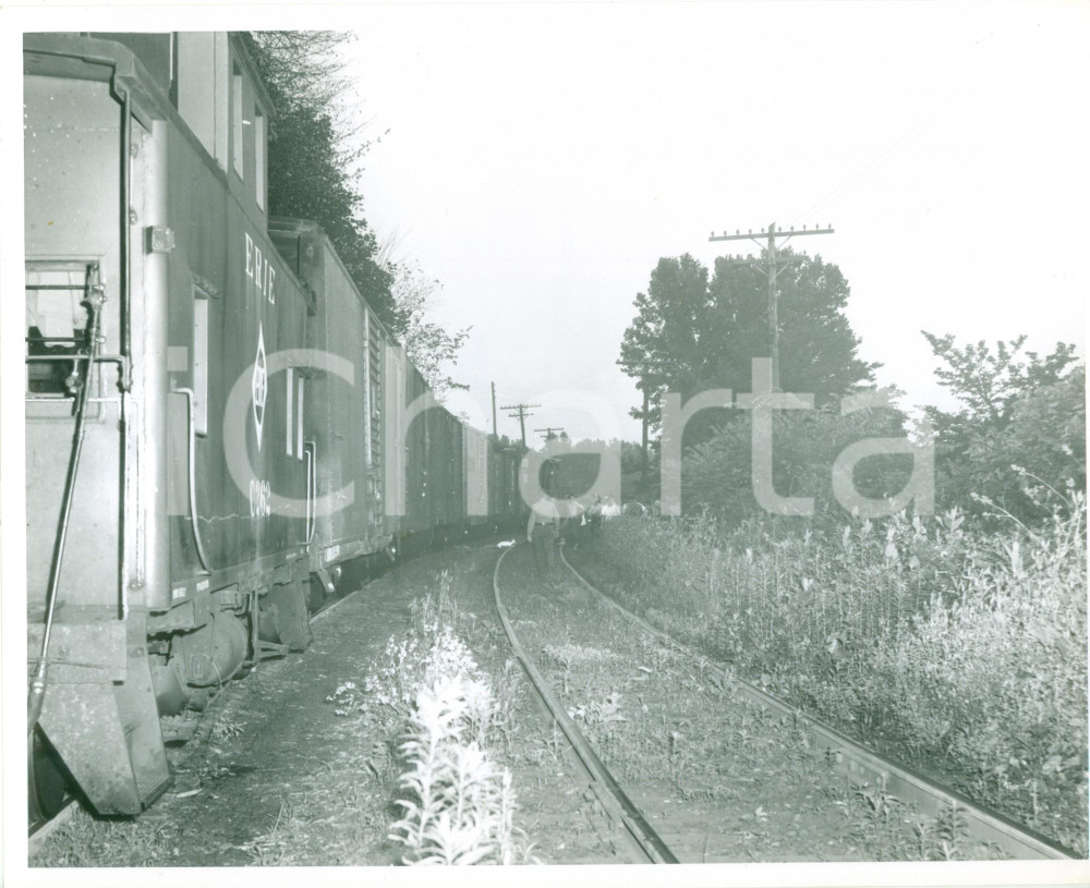 Fotografia d epoca originale 1962 ELMIRA, NEW YORK USA Incidente ferroviario lungo i binari Fotografia 1