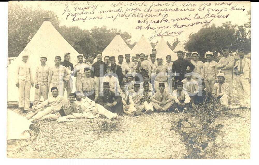 Fotografia d epoca originale 1903 AVIGNON F Militari in accampamento prima di una manovra Foto FP 1