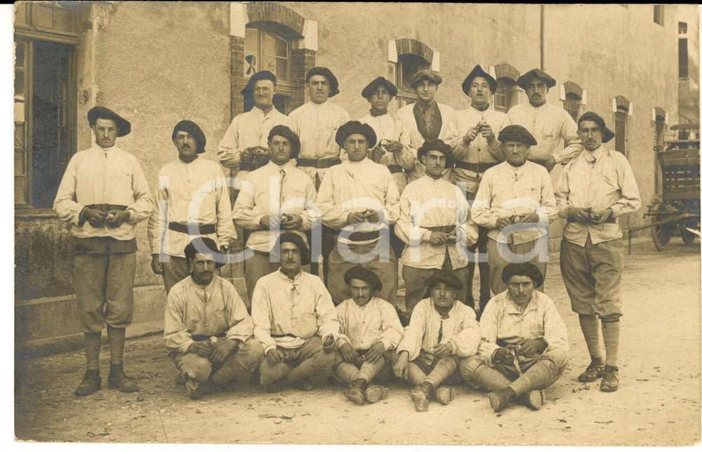 Fotografia d epoca originale 1915 ca NIZZA FRANCE Groupe de chasseurs pÃ¨le des pommes de terre Photo 1