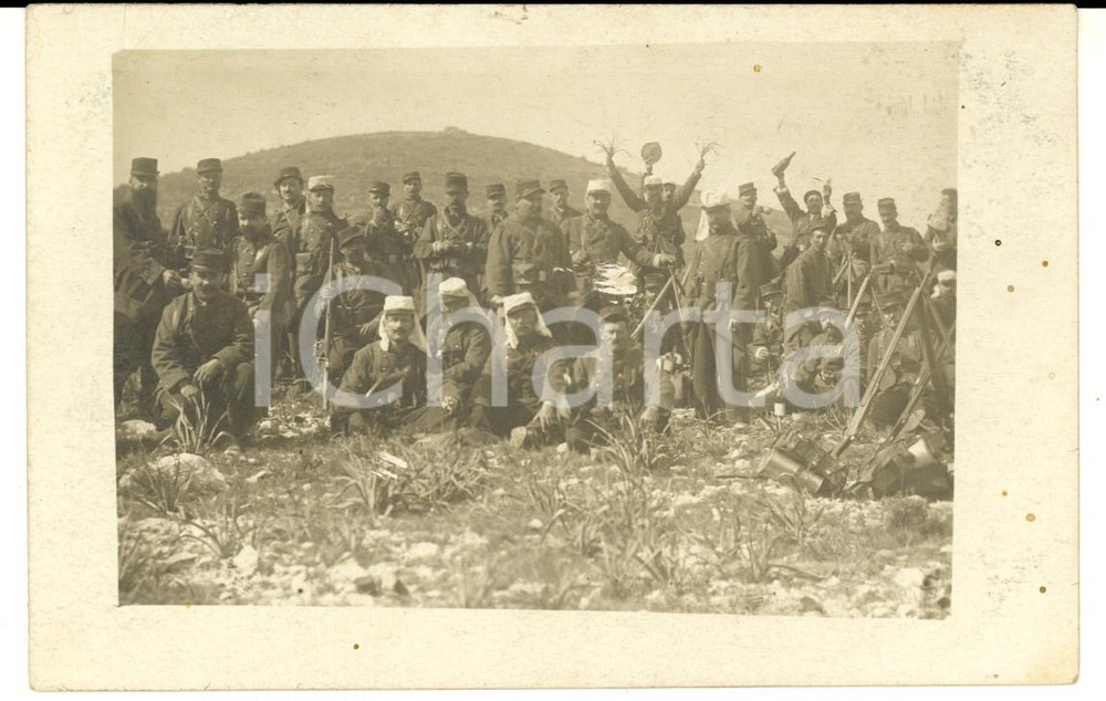Fotografia d epoca originale 1910 ca MONTPELLIER F Ufficiali di fanteria con bottiglie e baionette GALDIN 1