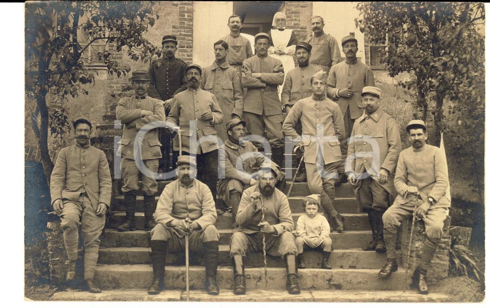 Fotografia d epoca originale 1915 WW1 FRANCIA Feriti all ospedale militare con una suora Foto cartolina 1