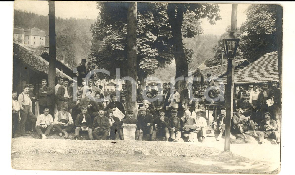 Fotografia d epoca originale 1920 ca ARMEE DE FRANCE Soldats avec le journal LE BRUXELLOIS Photo BOPPEL 1