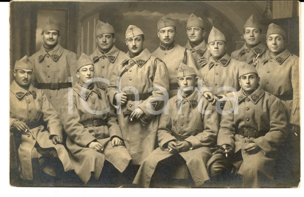 Fotografia d epoca originale 1915 ca WW1 FRANCE Soldats du 129e régiment infanterie Photo carte postale 1