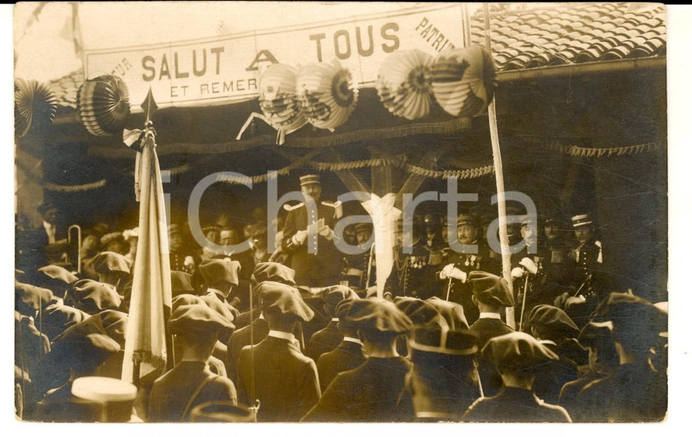 Fotografia d epoca originale 1910 ca LYON F Una cerimonia militare con discorso Foto cartolina PACALET 1