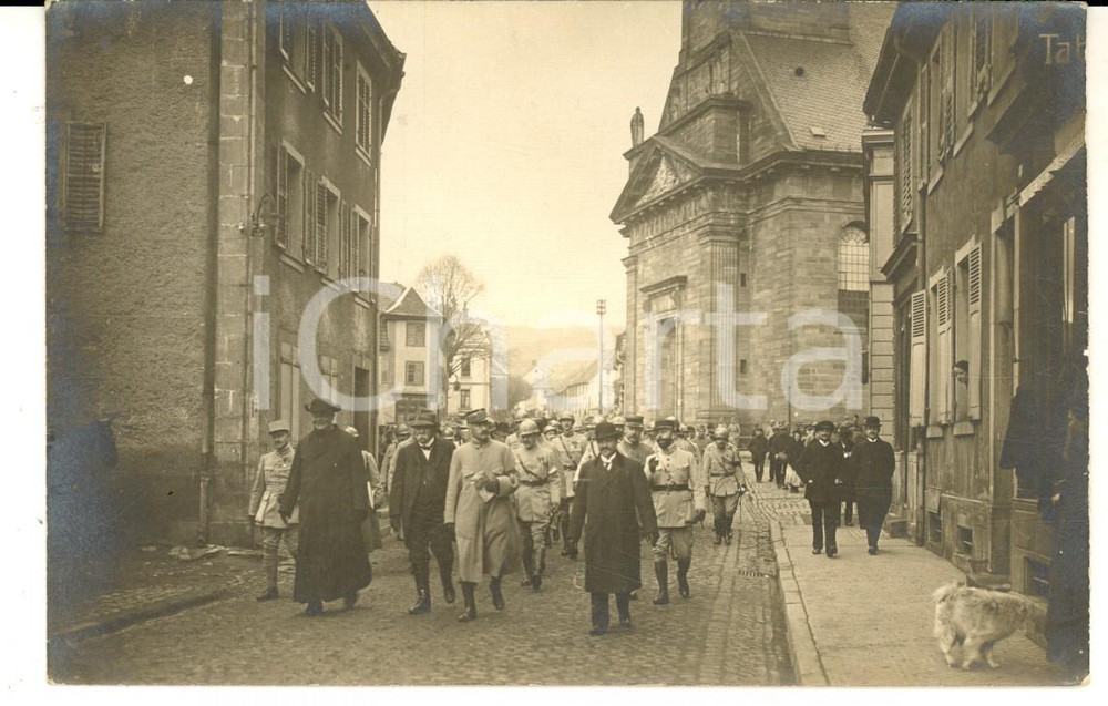 Fotografia d epoca originale 1917 WW1 MASEVAUX F Visite CLEMENCEAU avec le curÃ© Photo carte postale 1