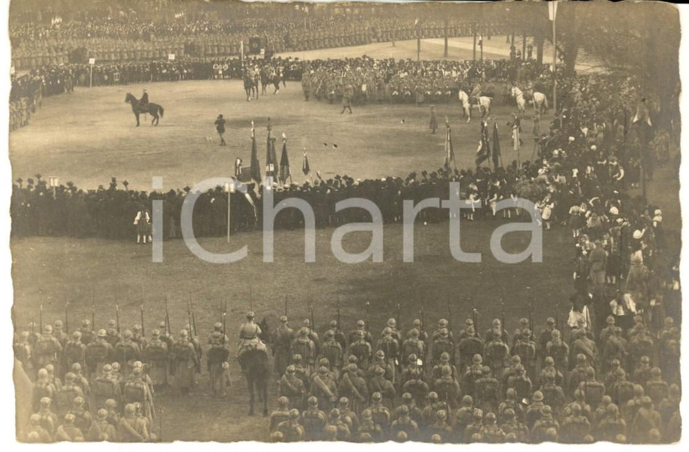 Fotografia d epoca originale 1918 ALSACE Cérémonie militaire pour la fin de la guerre Photo carte postale 1