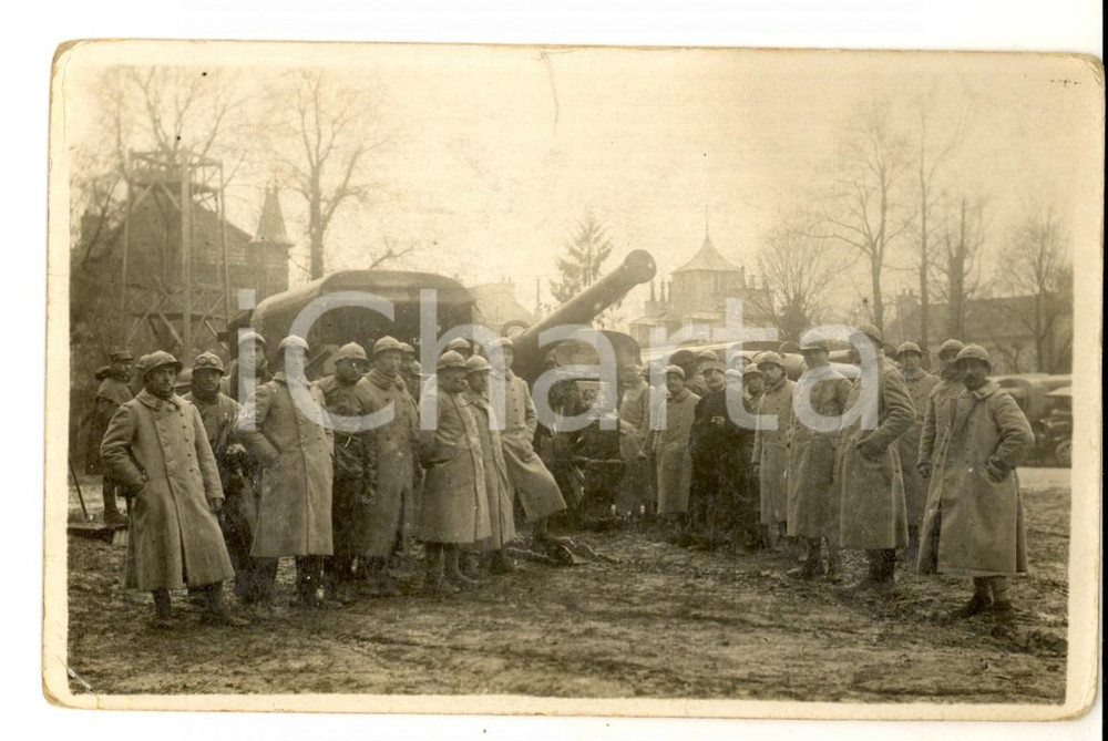 Fotografia d epoca originale 1915 WWI FRANCE EugÃ¨ne ANDRÃ‰ posa con i commilitoni e un cannone Foto cartolina 1