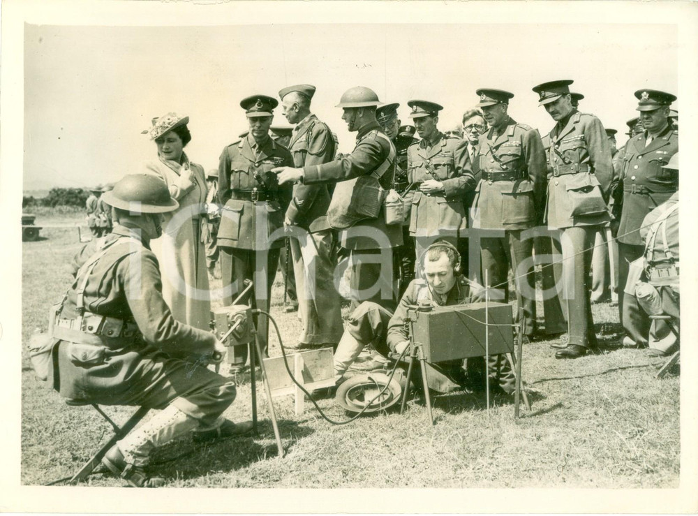 Fotografia d epoca originale 1942 IRLANDA DEL NORD WW2 George VI Elizabeth BOWESLYON stazione trasmissione 1