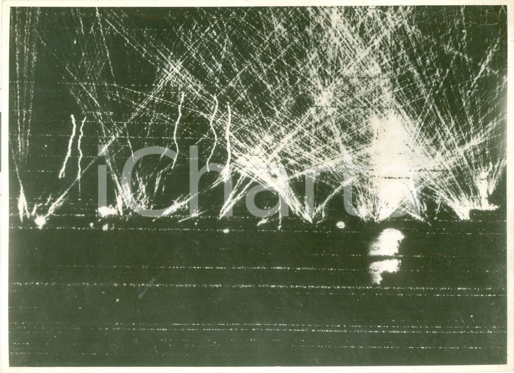 Fotografia d epoca originale 1943 NAPOLI WW2 Difesa contraerea contro raid nazisti Radiofotografia 1