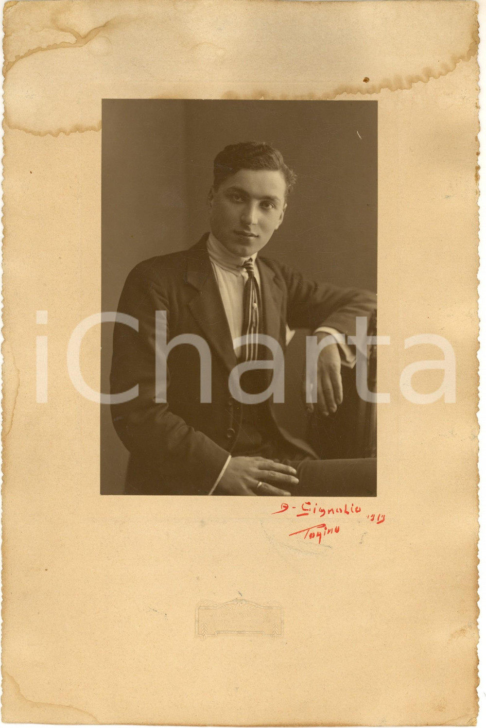 Fotografia d epoca originale 1919 TORINO Ritratto di giovane uomo con cravatta a righe Foto GIANOLIO 1