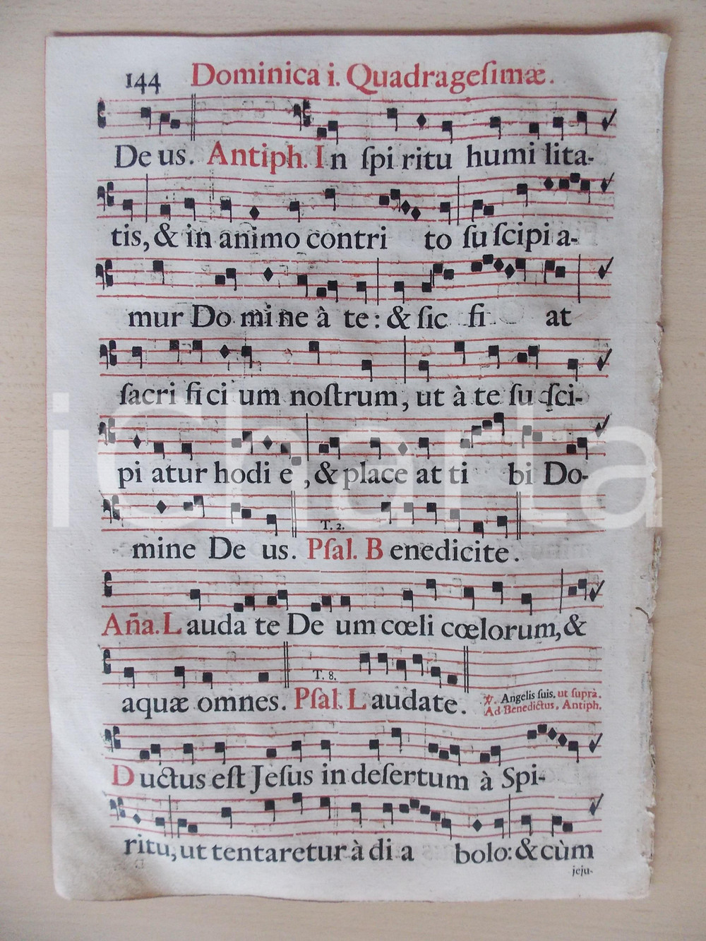 Libro, pubblicazione d epoca 1700 ca ANTIFONARIO ROMANO Pagina canti in rosso e nero I domenica QUARESIMA 1