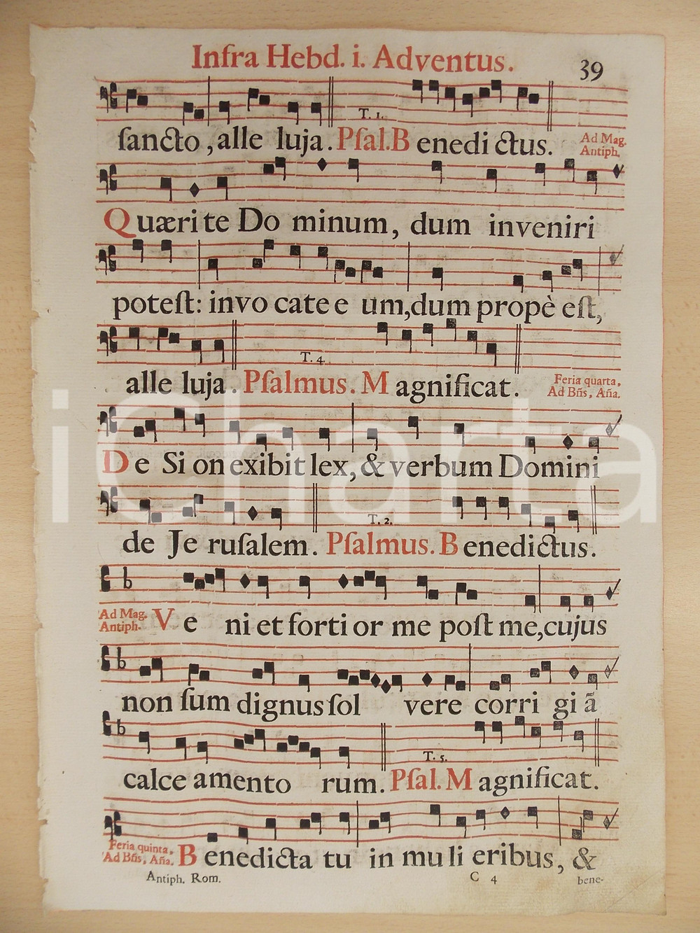 Libro, pubblicazione d epoca 1700 ca ANTIFONARIO ROMANO Pagina canti in rosso e nero AVVENTO I settimana 1