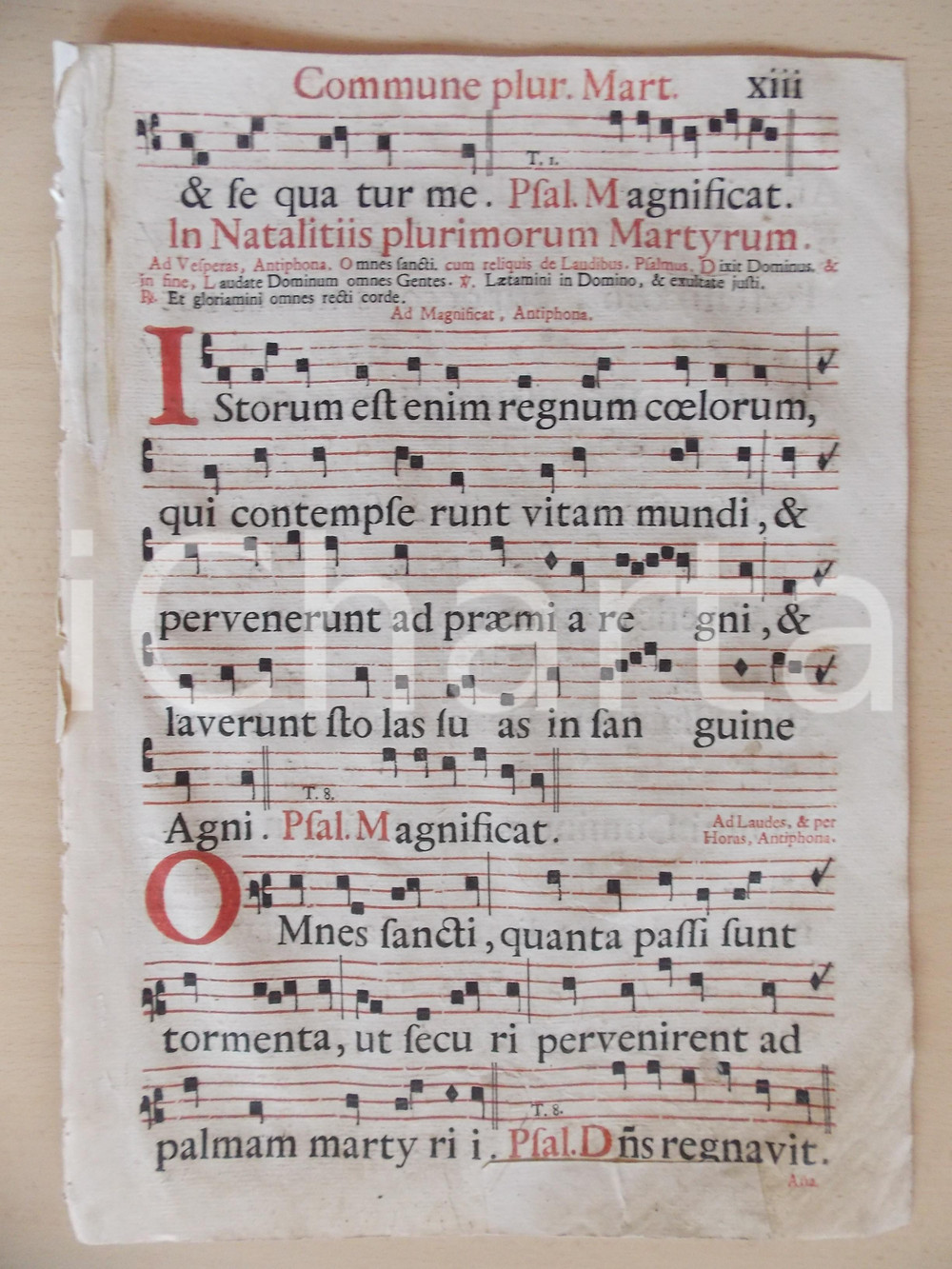 Libro, pubblicazione d epoca 1700 ca ANTIFONARIO ROMANO Pagina canti rosso e nero COMMUNE PLURIMORUM MARTYRUM 1