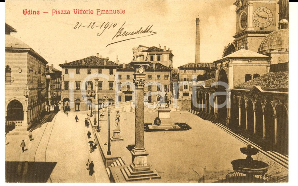 Cartolina originale da collezione 1910 UDINE Piazza Vittorio Emanuele animata Cartolina ing. Benedetto BONELLI 1