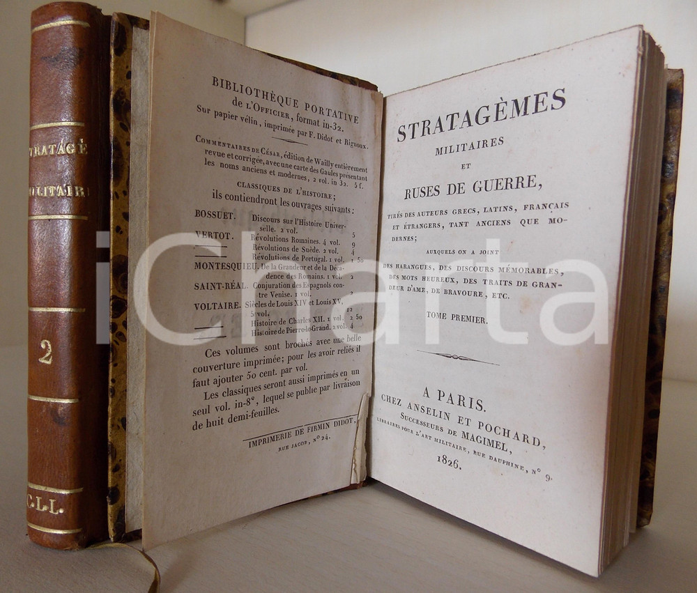 Libro, pubblicazione d epoca 1826 PARIS Stratagèmes militaires et ruses de guerre ANSELIN et POCHARD 2 voll. 1