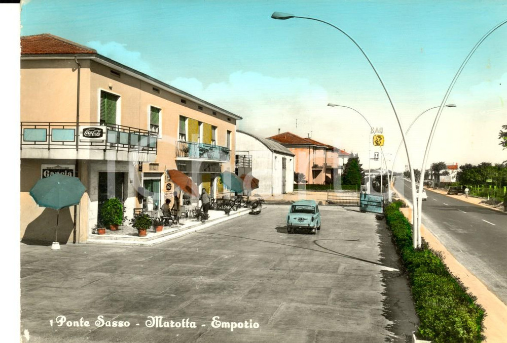 Cartolina originale da collezione 1960 ca MAROTTA PONTE SASSO PU Emporio Cartolina VINTAGE Pubblicità COCACOLA 1
