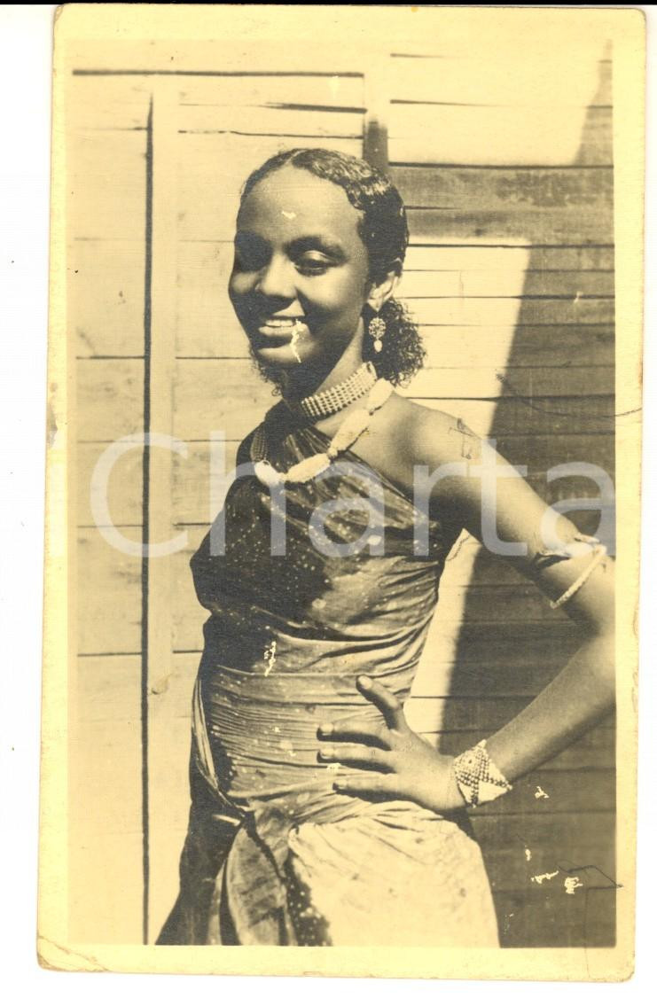 Fotografia d epoca originale 1940 ca AOI SOMALIA ? Giovane donna in abito trasparente EROTICA VINTAGE 1