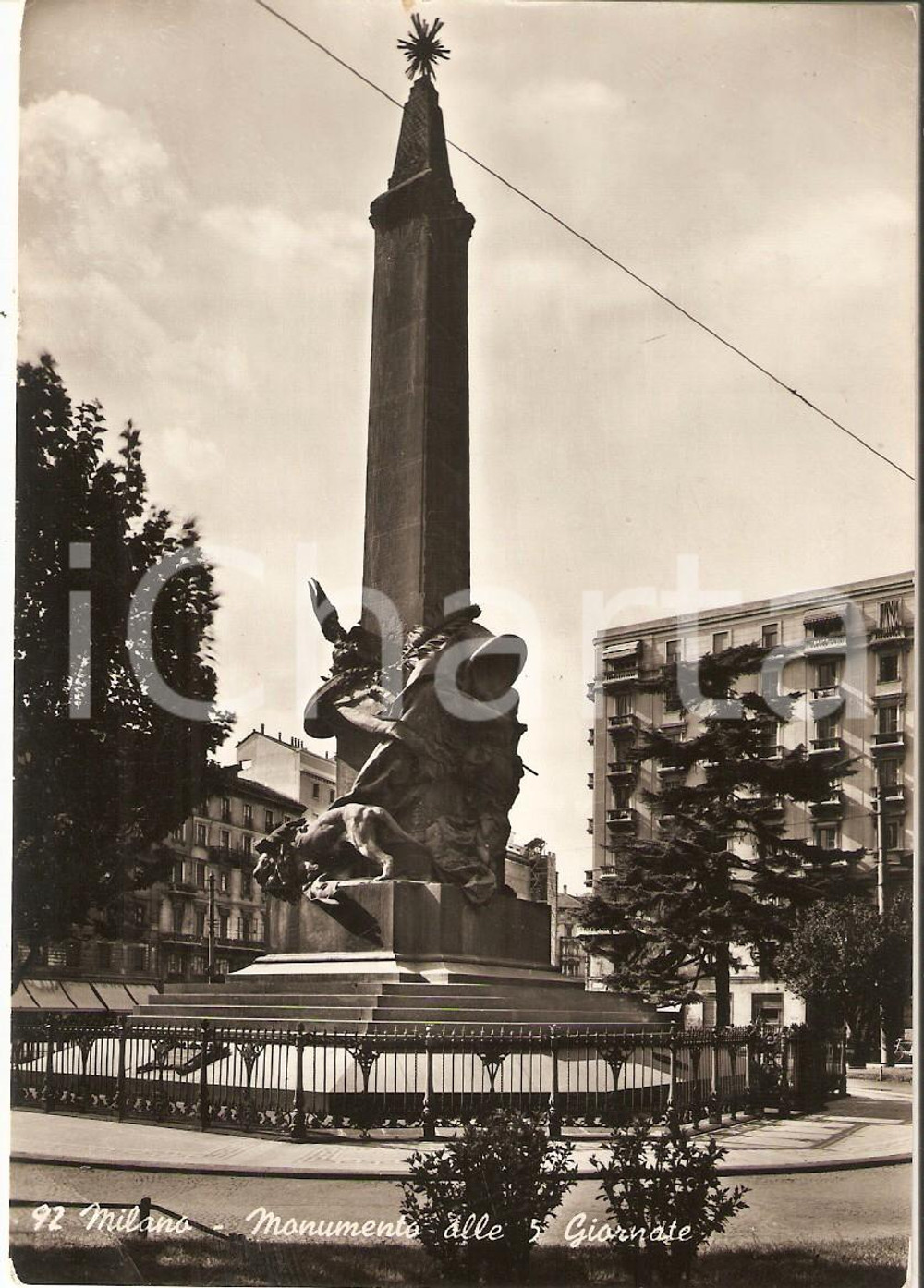 Cartolina originale da collezione 1959 MILANO Monumento alle Cinque Giornate Cartolina FG VG 1