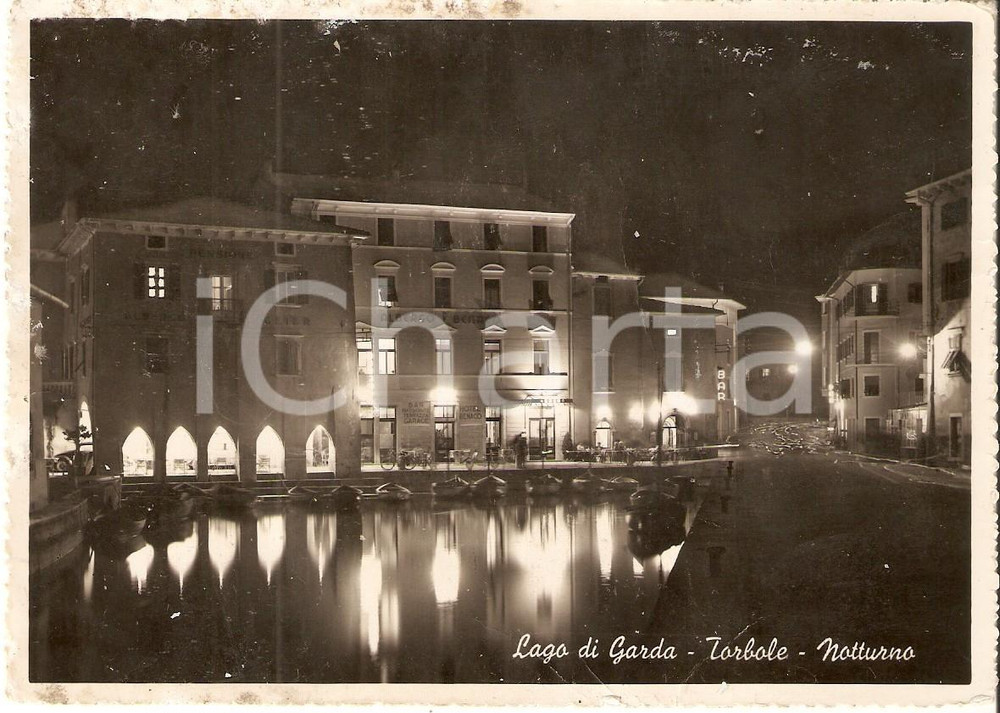 Cartolina originale da collezione 1956 TORBOLE TN Notturno con Albergo BENACO Cartolina FG VG 1