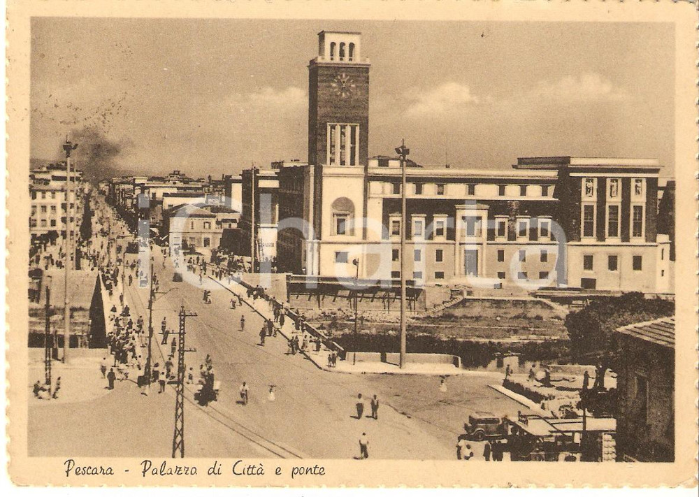 Cartolina originale da collezione 1957 PESCARA Panorama con Palazzo di CittÃ  e Ponte Cartolina FG VG 1