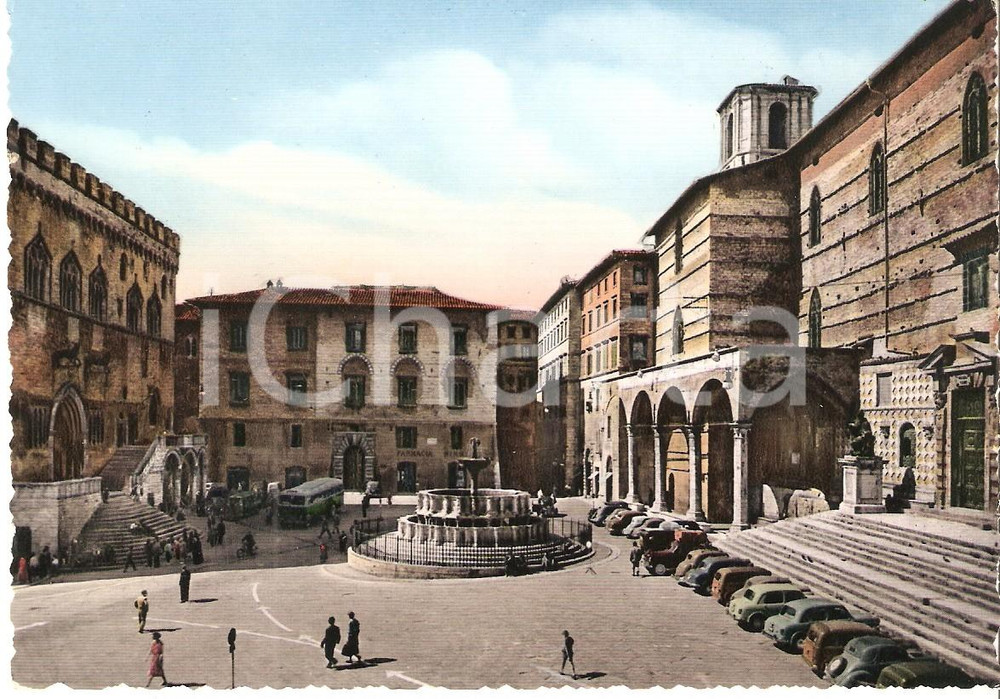 Cartolina originale da collezione 1959 PERUGIA Piazza 4 novembre ANIMATA Cartolina FG VG 1