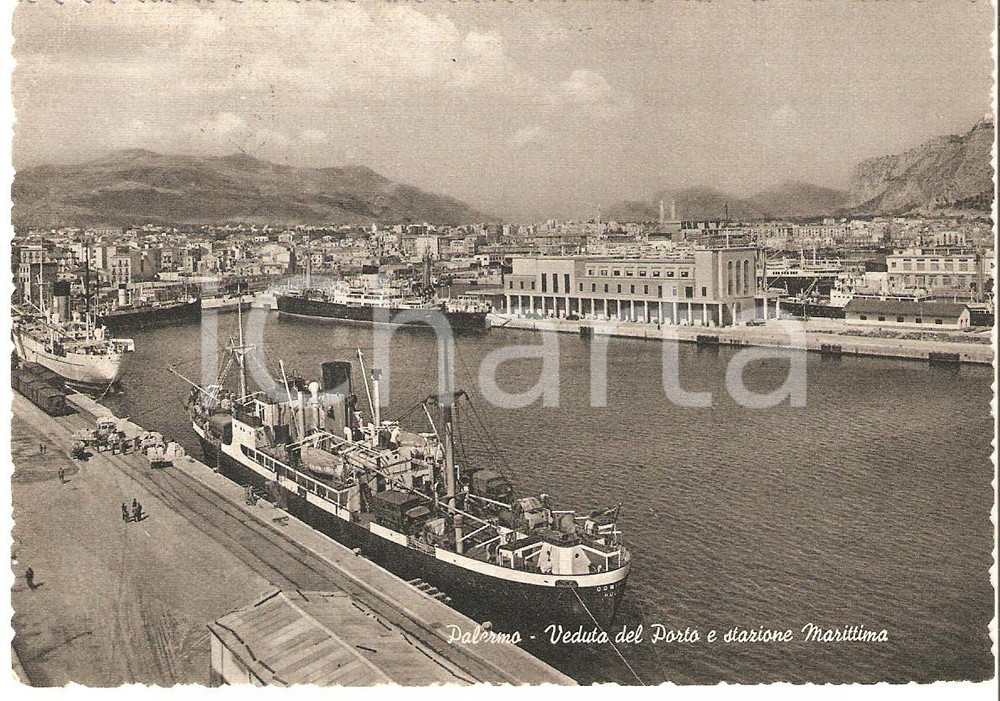 Cartolina originale da collezione 1958 PALERMO Veduta del Porto Stazione Marittima Cartolina FG VG 1