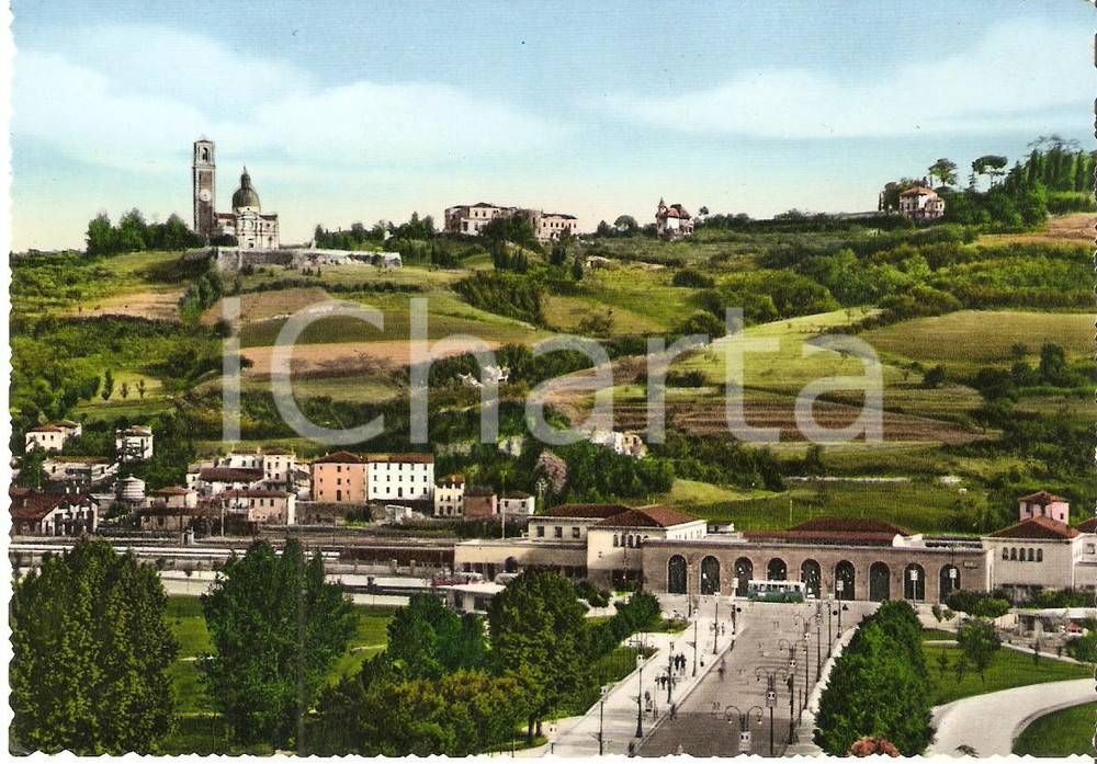 Cartolina originale da collezione 1955 ca VICENZA Stazione ferroviaria e Monte Berico Cartolina FG NV 1