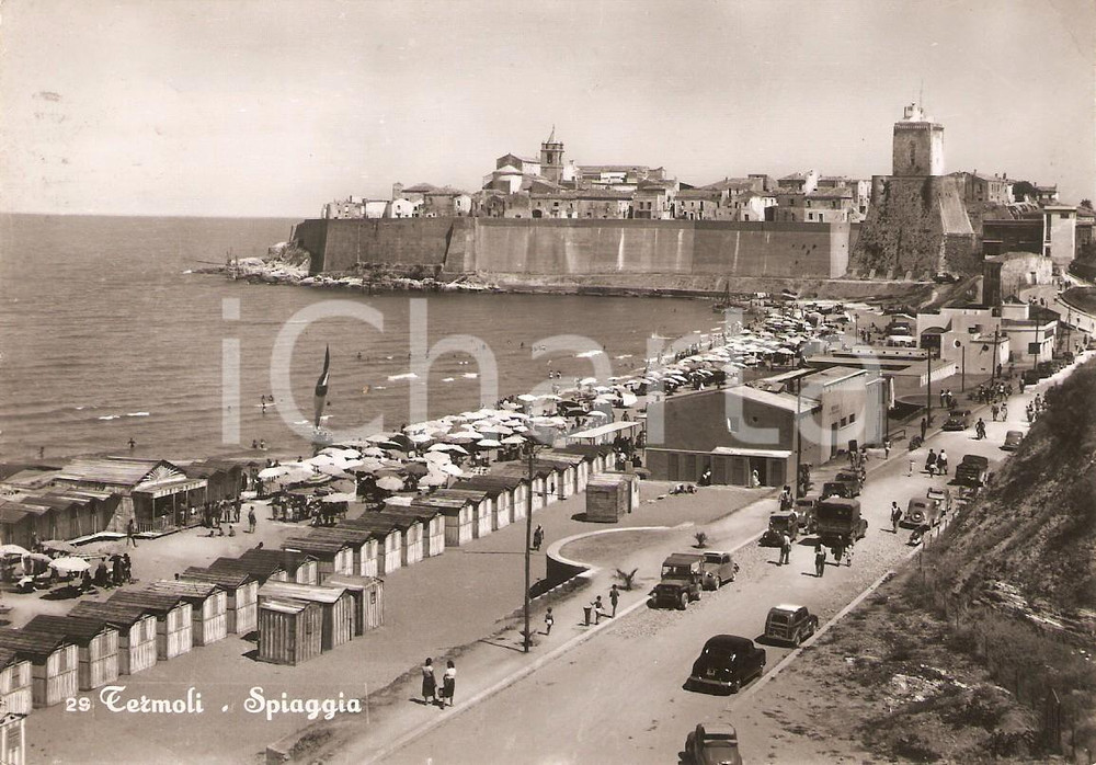 Cartolina originale da collezione 1955 TERMOLI CB Panorama con spiaggia ANIMATA Cartolina FG VG 1
