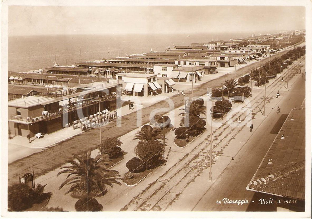 Cartolina originale da collezione 1958 VIAREGGIO LU Viali al mare ANIMATA Cartolina FG VG 1