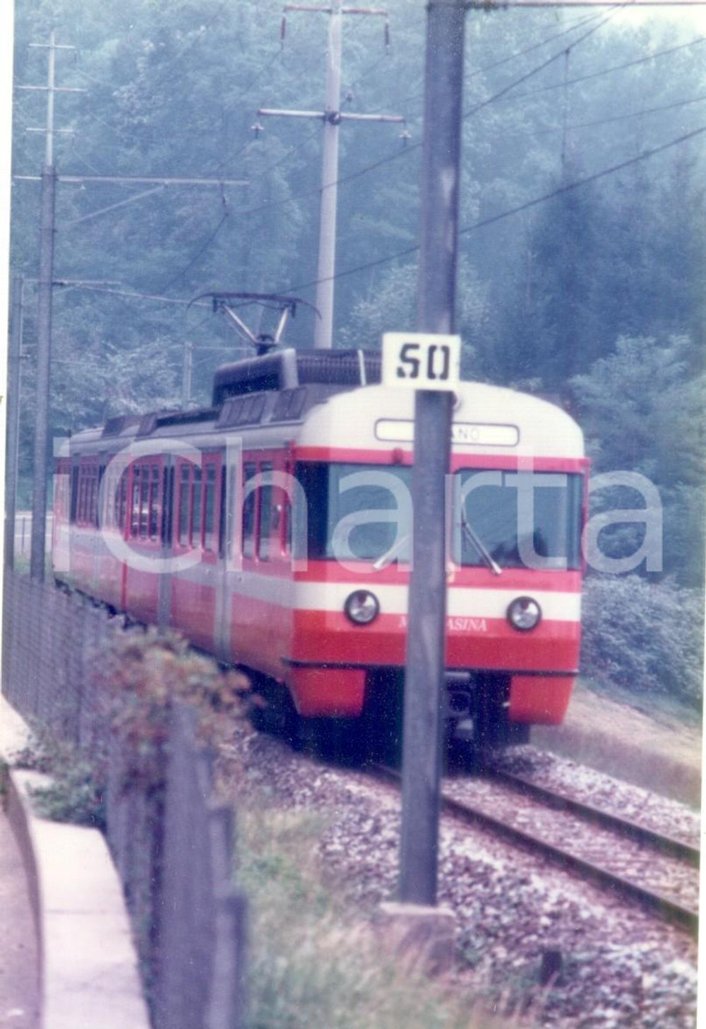 Fotografia d epoca originale 1975 ca FERROVIA LUGANO  PONTE TRESA Treno passeggeri per MAGLIASINA Fotografia 1