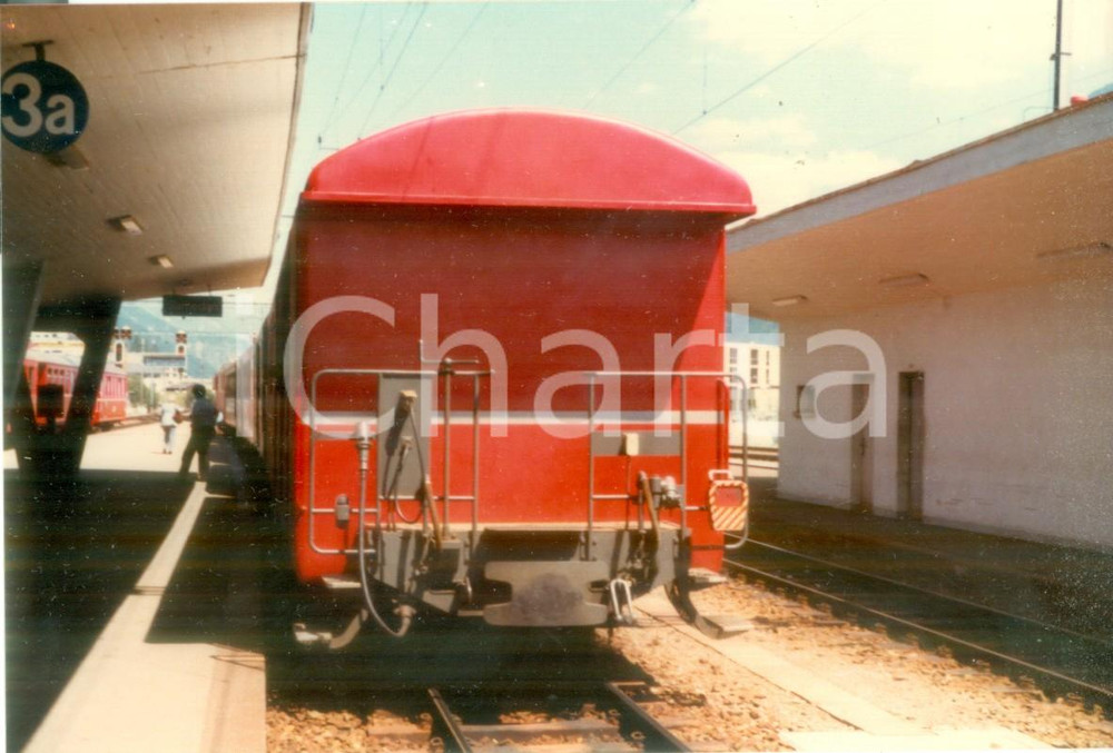 Fotografia d epoca originale 1985 BELLINZONA SVIZZERA RhÃ¤tische Bahn Locomotiva in stazione Fotografia 1