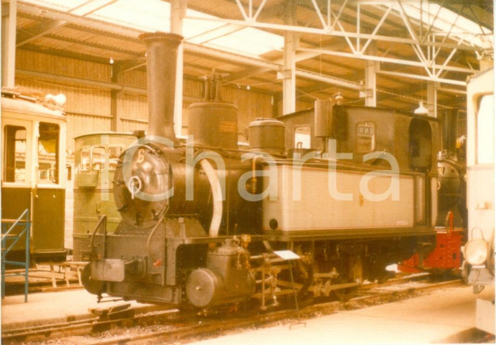 Fotografia d epoca originale 1975 ca SVIZZERA Ferrovie svizzere Locomotiva 6 in deposito Fotografia 1