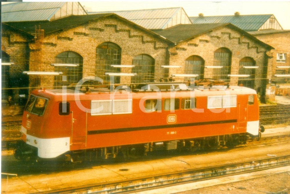 Fotografia d epoca originale 1975 ca GERMANIA FEDERALE Ferrovia Locomotiva DB 111 0683 Fotografia 1