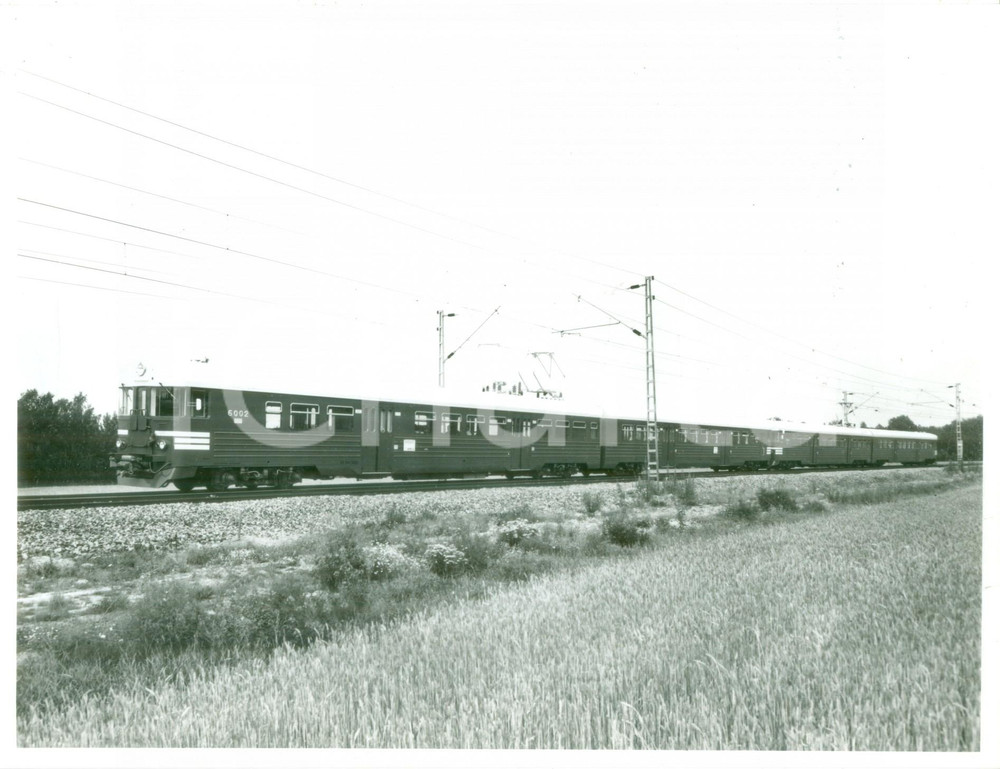 Fotografia d epoca originale 1975 ca FINLANDIA VRYHTYMA OY Locomotiva elettrica 6002 Fotografia seriale 1