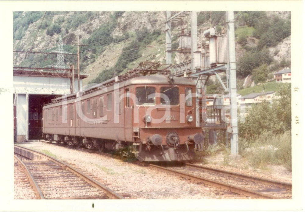 Fotografia d epoca originale 1973 SVIZZERA Ferrovie BERNLOTSCHBERGSIMPLON Locomotiva 274 Fotografia 1