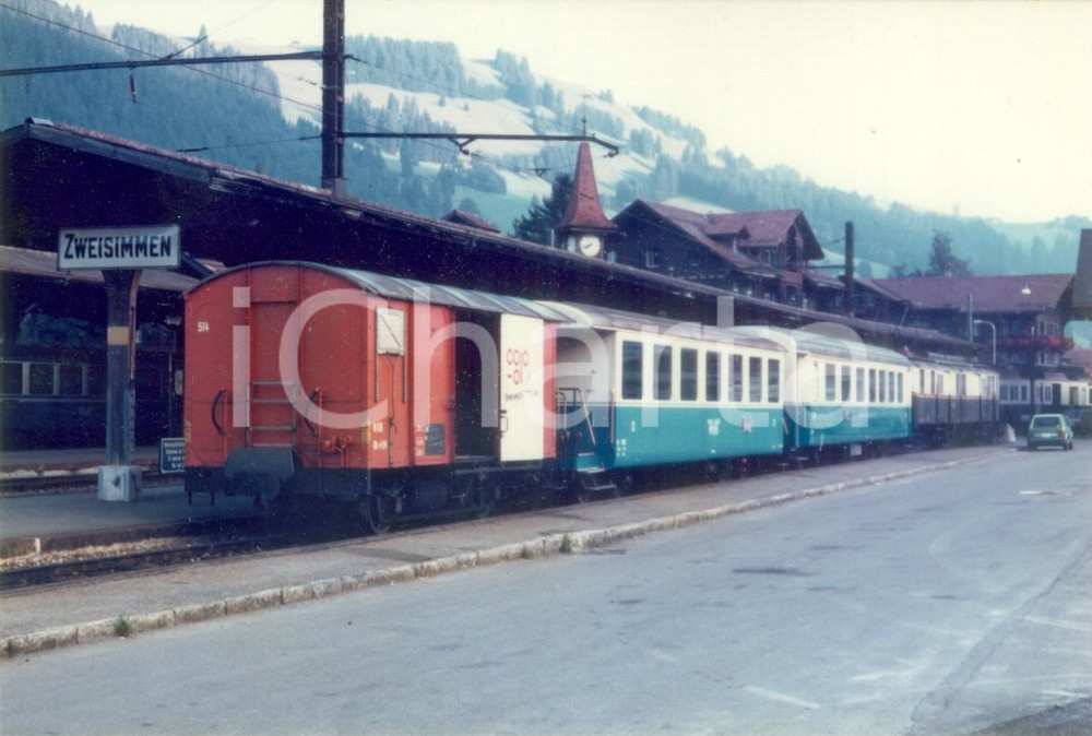 Fotografia d epoca originale 1975 ca ZWEISIMMEN SVIZZERA Treno misto merci passeggeri Fotografia 1