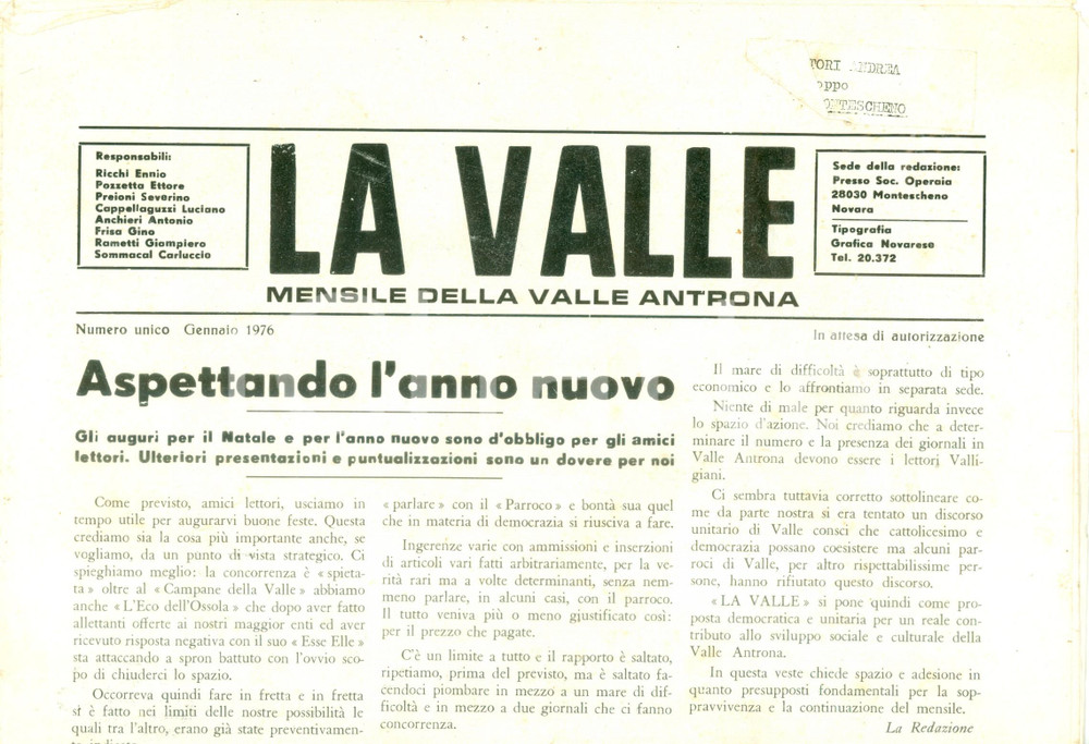 1976 Mensile LA VALLE ANTRONA Aspettando l'anno nuovo *Rivista DATA: Gennaio 1976  TITOLO: LA VALLE ASPETTANDO L'ANNO NUOVO  DESCRIZIONE: Rivista mensile d'epoca.  PAGINE: 10DIMENSIONI: cm 28 x 38  CONDIZIONI: mediocri (piegature diffuse).  Rivista d'epoca, originale, autentica.     originale e autentica 1