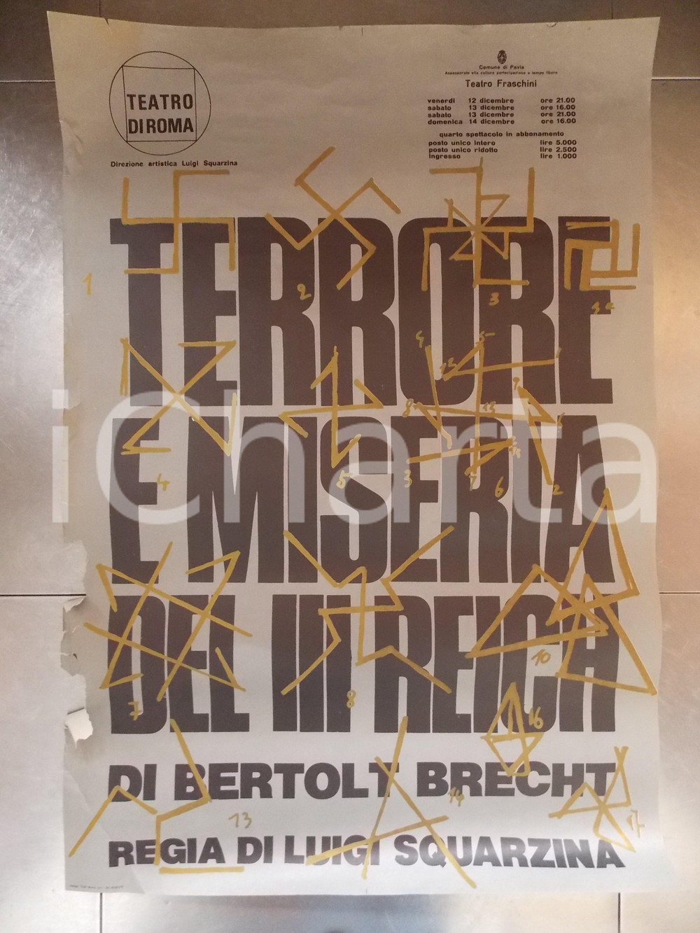 Materiale pubblicitario d’epoca 1980 ca PAVIA TEATRO FRASCHINI Terrore e miseria del III REICH Luigi SQUARZINA 1